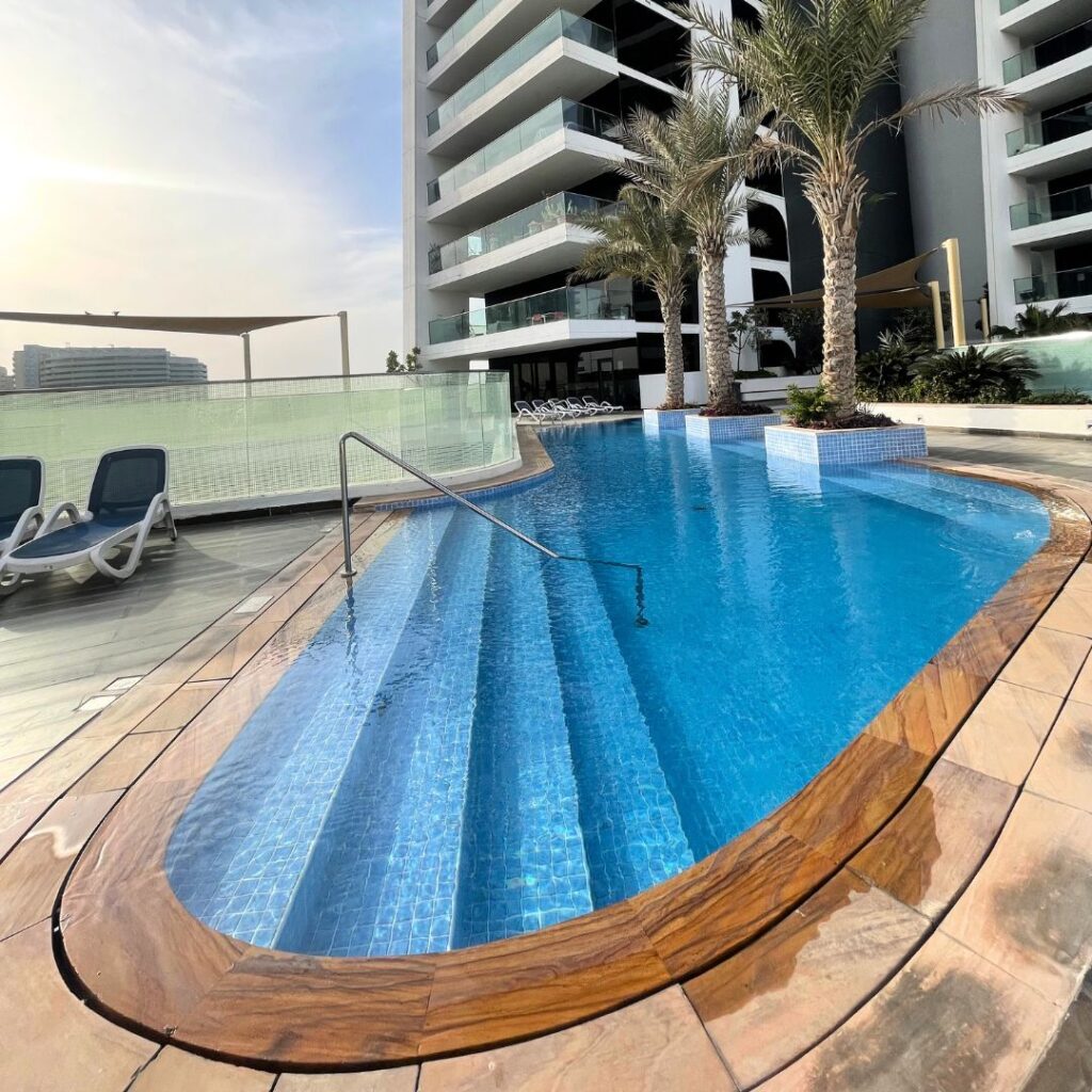 pool cleaning projects 2