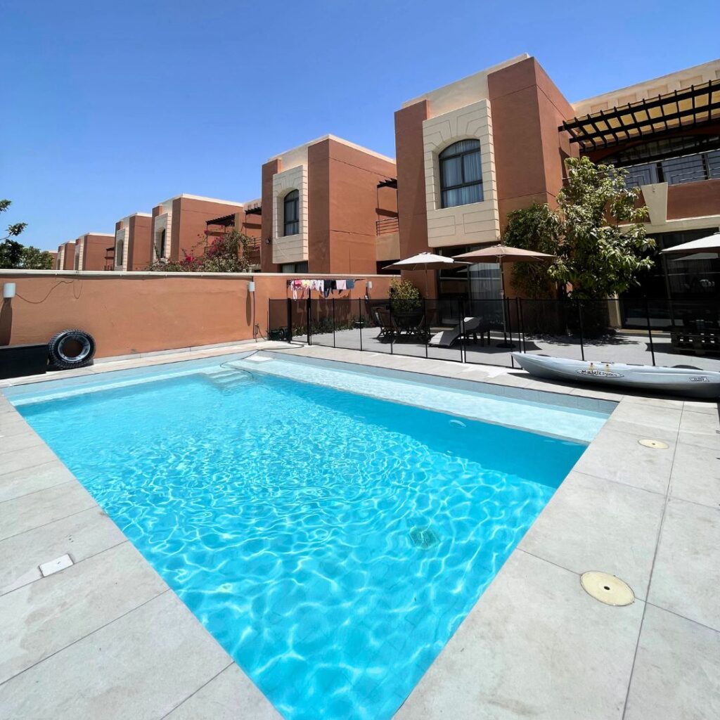 pool cleaning projects 3